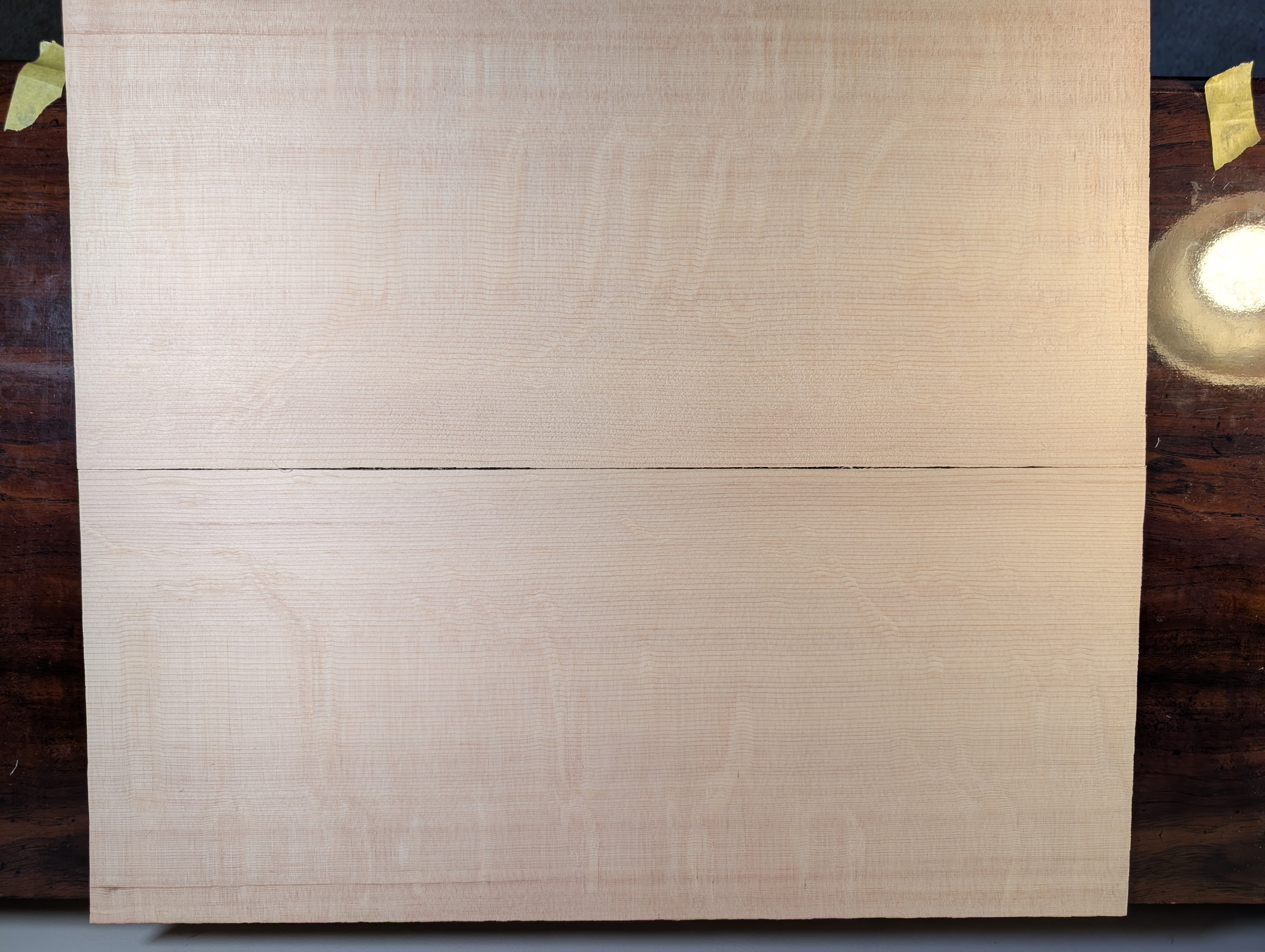 Bearclaw Sitka "Vancouver  Flame" soundboard - Dreadnought SSVFMG2604012